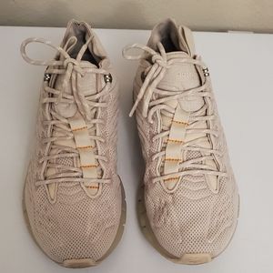 Reebok Cream Athletic Shoes